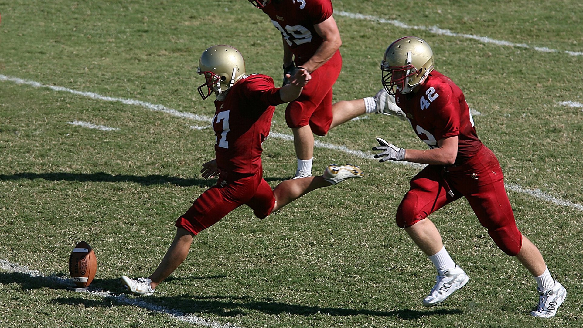 全国马拉松挑战赛高原赛道引爆全场，全程马拉松比赛
